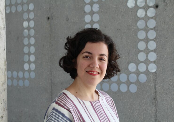 Elisa De La Torre, especialista en traducción | dinahosting